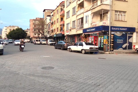 Ortacada satılık dükkan ana cadde üzerinde merkez konum(ORT02)
