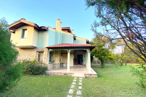Dalyanda Horozlar mevkiinde satılık villa kanala yakın(DV01)