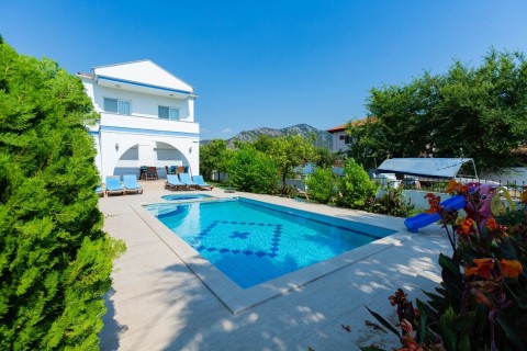 Dalyanda müstakil havuzlu kiralık villa (KVD04)